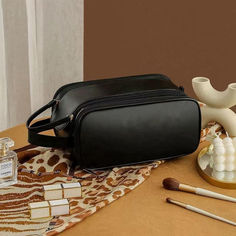 Large Capacity Makeup Bag with Compartments 1 Count Portable Cosmetic Storage Bag Zipper Makeup Organizer Pouch Waterproof Versatile for Travel Outing Daily Use