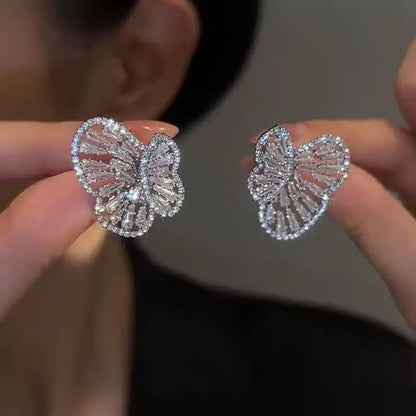 New Style Removable Two-Way Wearing Butterfly Earrings, One Piece Two Ways, Elegant Fluttering Butterfly Earrings with High-End Feel DZEH4914