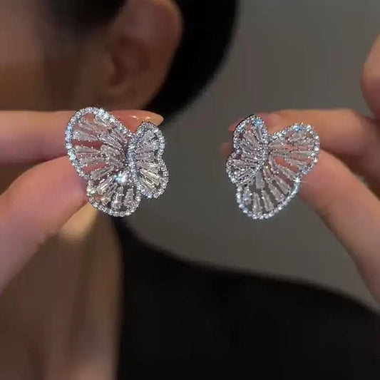 New Style Removable Two-Way Wearing Butterfly Earrings, One Piece Two Ways, Elegant Fluttering Butterfly Earrings with High-End Feel DZEH4914