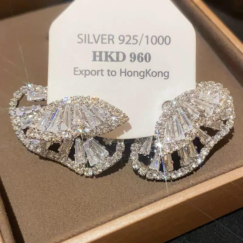 New Style Removable Two-Way Wearing Butterfly Earrings, One Piece Two Ways, Elegant Fluttering Butterfly Earrings with High-End Feel DZEH4914