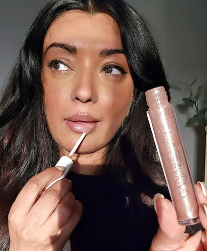 LIP GLOSS